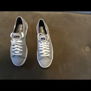 Ladies sneakers